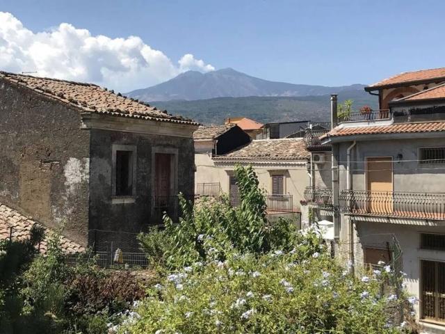 Villa Indipendente in vendita a Linguaglossa, Sicilia