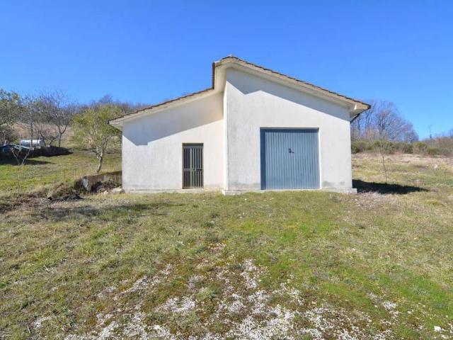 Villa Indipendente in vendita a Lioni, Campania