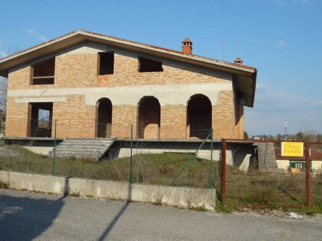 Villa Indipendente in vendita a Lioni, Campania