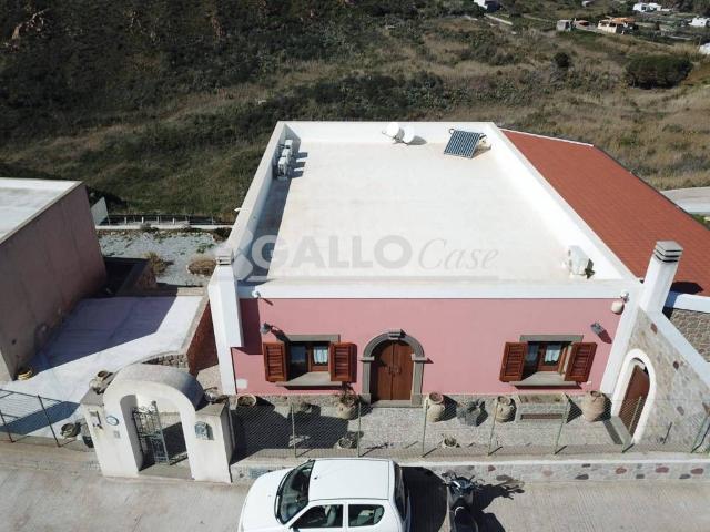 Villa Indipendente in vendita a San Salvatore, Panarea