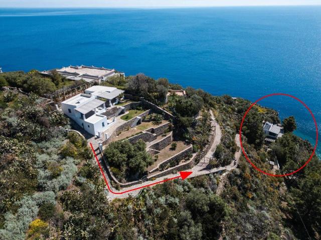 Villa Indipendente in vendita a Capistello, Panarea