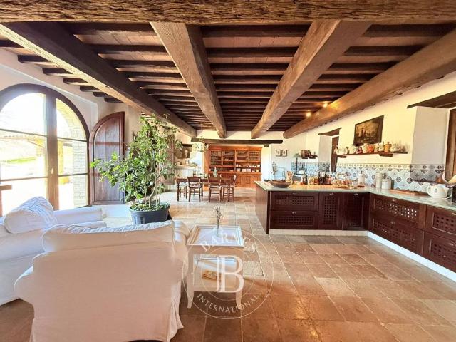 Villa Indipendente in vendita a Lisciano Niccone, Umbria