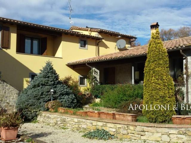 Villa Indipendente in vendita a Lisciano Niccone, Umbria