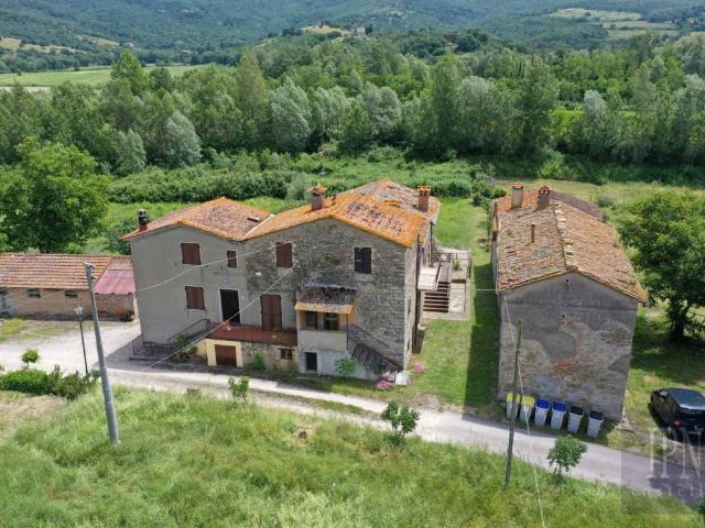Villa Indipendente in vendita a Lisciano Niccone, Umbria