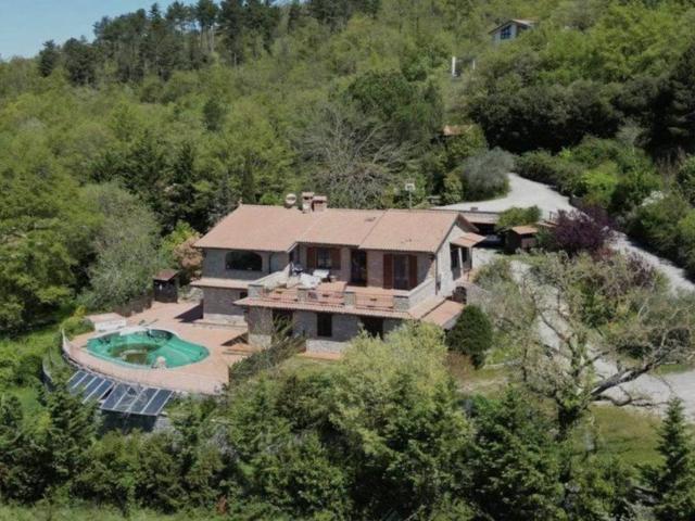 Villa Indipendente in vendita a Lisciano Niccone, Umbria