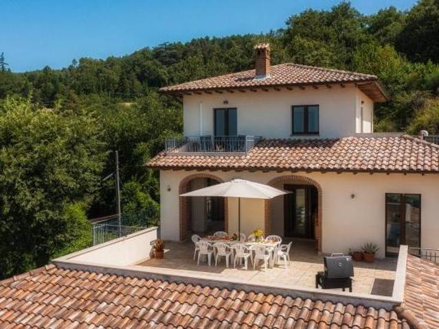 Villa Indipendente in vendita a Lisciano Niccone, Umbria