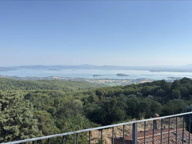 Villa Indipendente in vendita a Lisciano Niccone, Umbria
