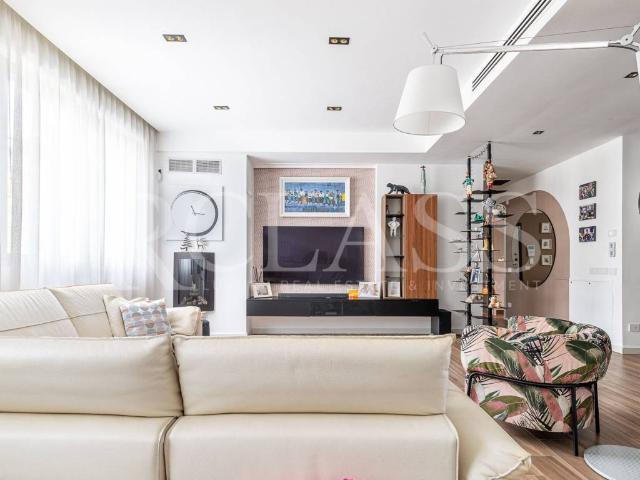 Villa Indipendente in vendita a Lissone, Lombardia