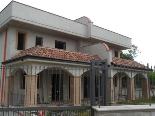 Villa Indipendente in vendita a San Paolo Bel Sito, Campania