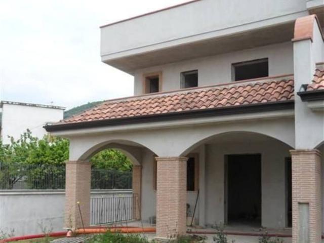 Villa Indipendente in vendita a San Paolo Bel Sito, Campania