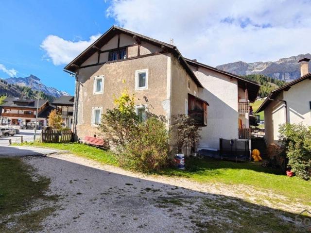 Villa Indipendente in vendita a Arabba, Veneto