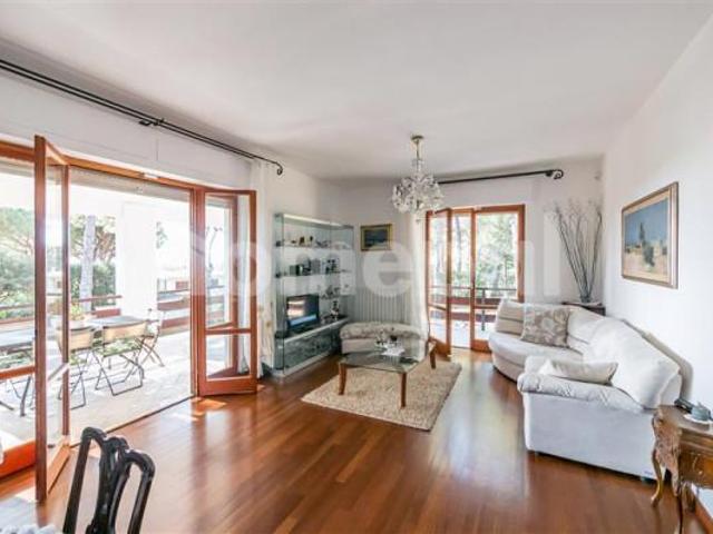 Villa Indipendente in vendita a Quercianella, Livorno