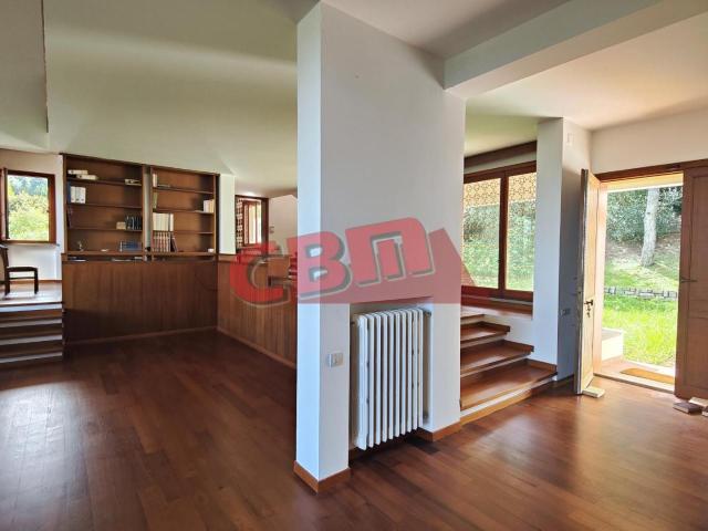 Villa Indipendente in vendita a Montenero Alto, Livorno