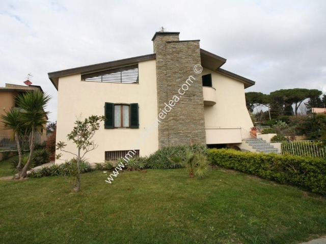 Villa Indipendente in vendita a Montenero Alto, Livorno