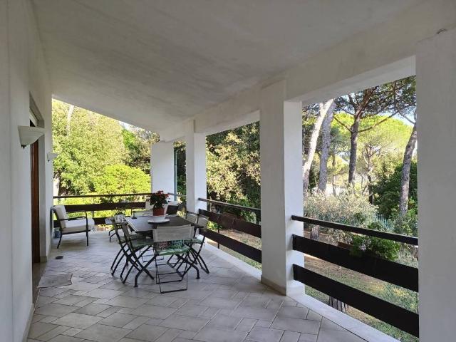 Villa Indipendente in vendita a Quercianella, Livorno