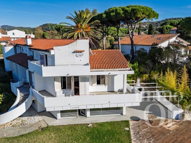 Villa Indipendente in vendita a Montenero basso, Livorno