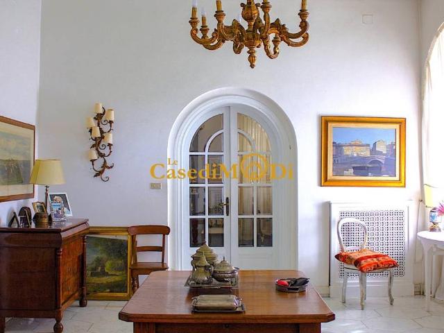 Villa Indipendente in vendita a Livorno, Toscana