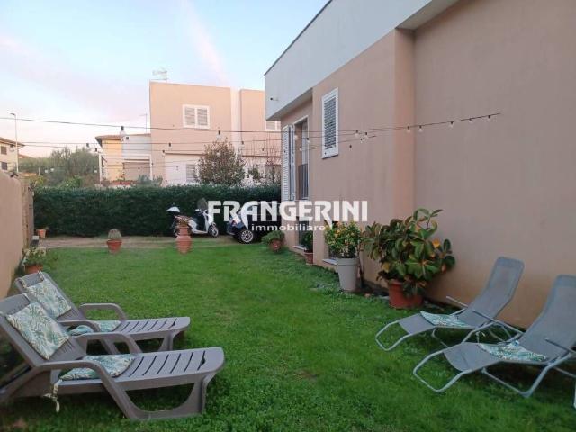 Villa Indipendente in vendita a Antignano, Livorno