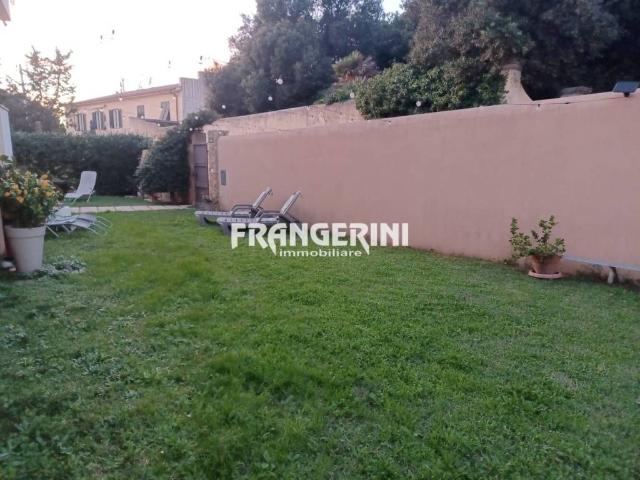 Villa Indipendente in vendita a Antignano, Livorno