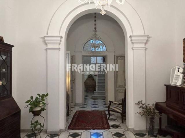 Villa Indipendente in vendita a Livorno, Toscana