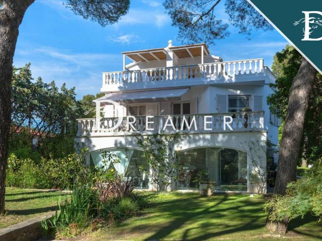 Villa Indipendente in vendita a Quercianella, Livorno