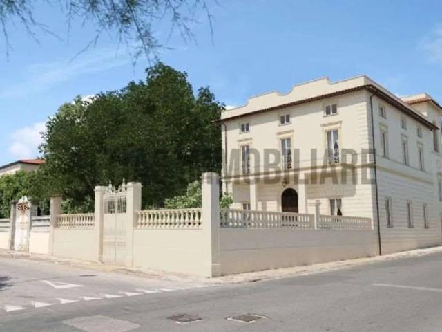 Villa Indipendente in vendita a Fabbricotti, Livorno