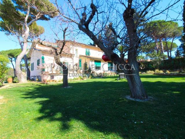 Villa Indipendente in vendita a Montenero basso, Livorno