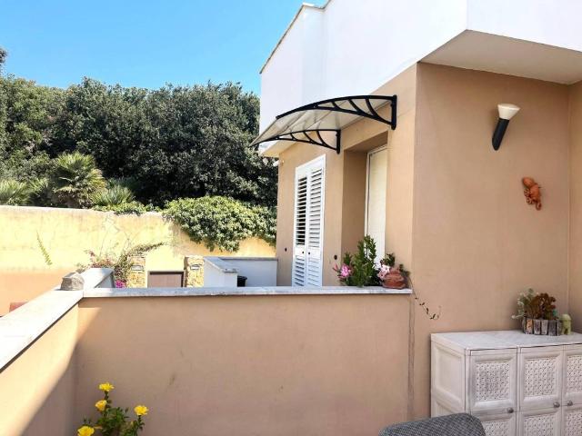 Villa Indipendente in vendita a Antignano, Livorno