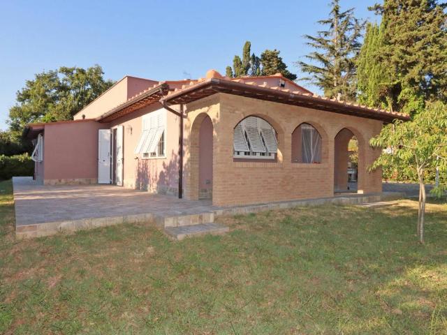 Villa Indipendente in vendita a Livorno, Toscana
