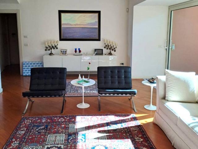 Villa Indipendente in vendita a Montenero basso, Livorno