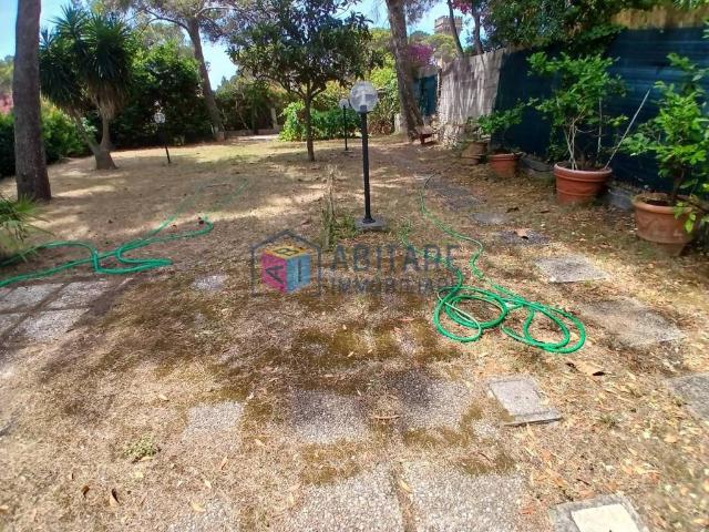Villa Indipendente in vendita a Quercianella, Livorno
