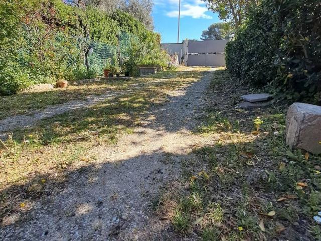 Villa Indipendente in vendita a Livorno, Toscana