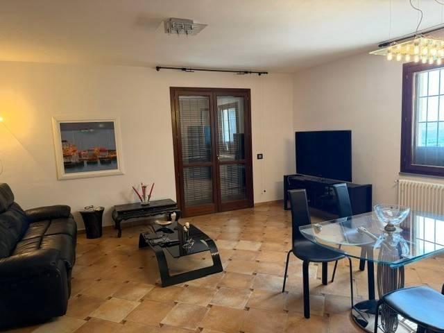 Villa Indipendente in vendita a Castellaccio, Livorno