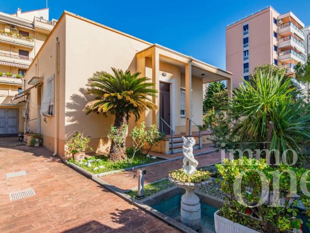 Villa Indipendente in vendita a Fabbricotti, Livorno