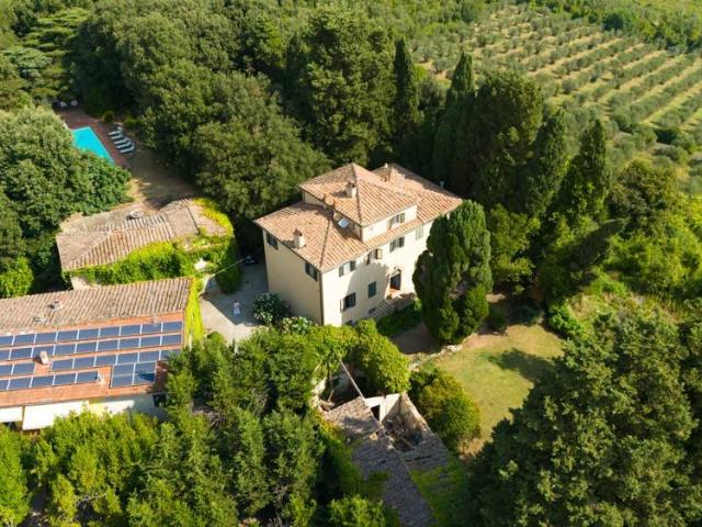 Villa Indipendente in vendita a Savolano, Livorno