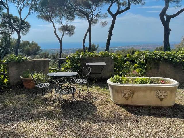 Villa Indipendente in vendita a Savolano, Livorno