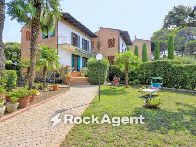Villa Indipendente in vendita a Quercianella, Livorno
