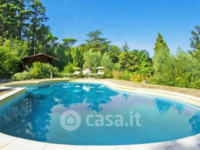 Villa Indipendente in vendita a Savolano, Livorno