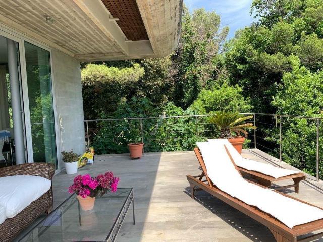 Villa Indipendente in vendita a Montenero basso, Livorno