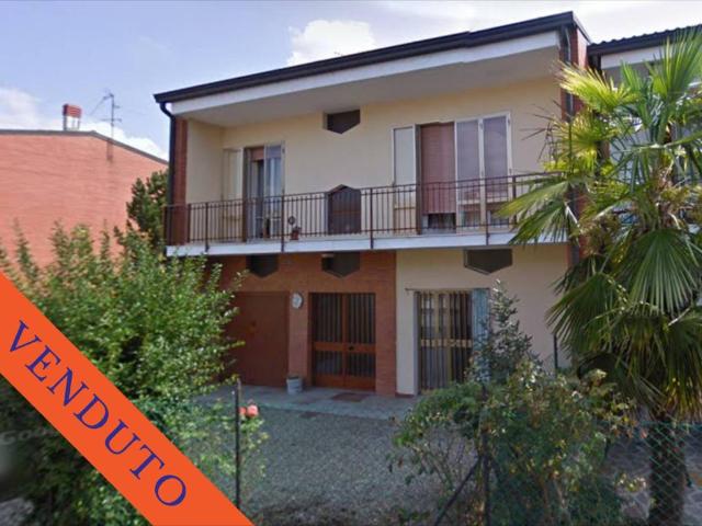 Villa Indipendente in vendita a Livraga, Lombardia