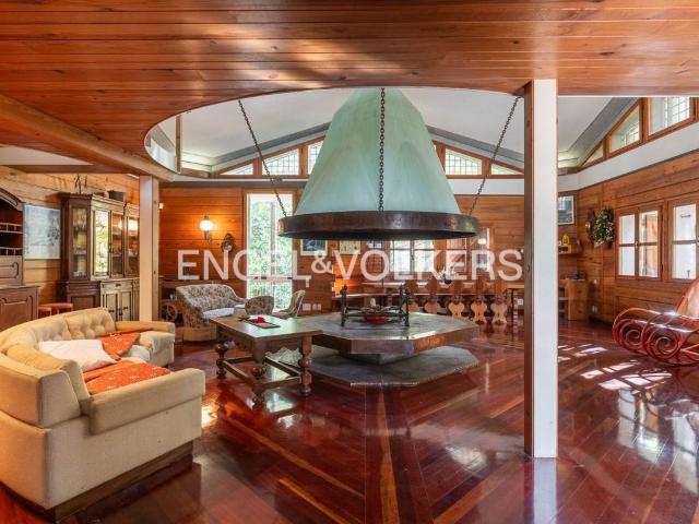 Villa Indipendente in vendita a Unione dell'Alto Reno, Lizzano In Belvedere