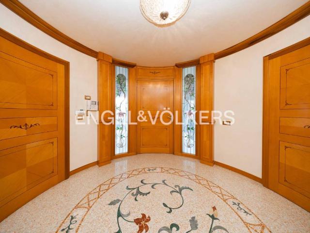 Villa Indipendente in vendita a Unione dell'Alto Reno, Lizzano In Belvedere