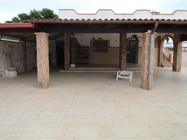 Villa Indipendente in vendita a Le Conche, Puglia