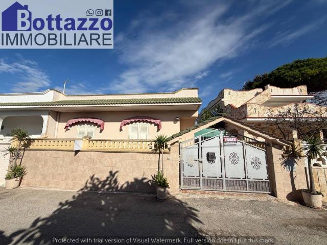 Villa Indipendente in vendita a Le Conche, Puglia