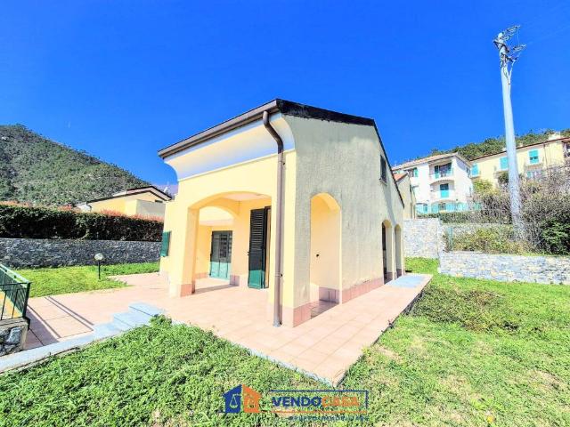 Villa Indipendente in vendita a Loano, Liguria