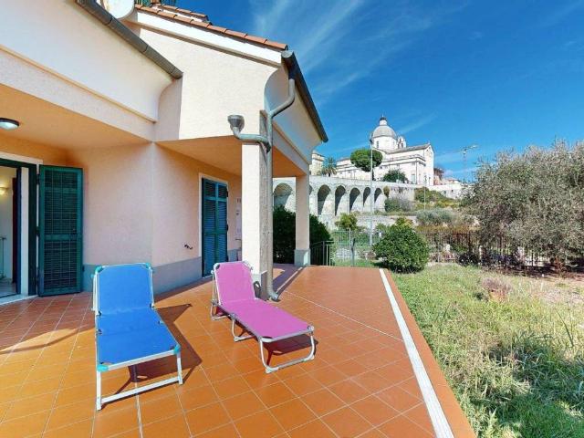 Villa Indipendente in vendita a Borgo Castello, Loano