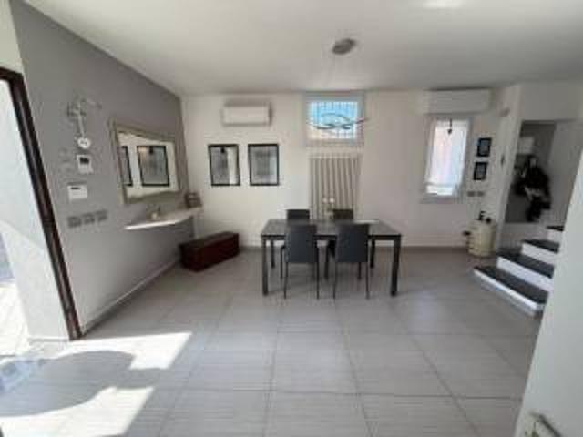 Villa Indipendente in vendita a Borgo Castello, Loano