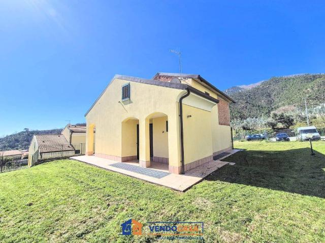 Villa Indipendente in vendita a Loano, Liguria