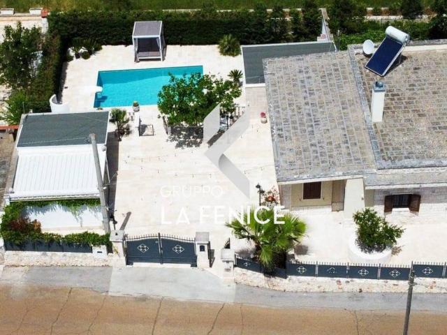 Villa Indipendente in vendita a Puglia, Bari