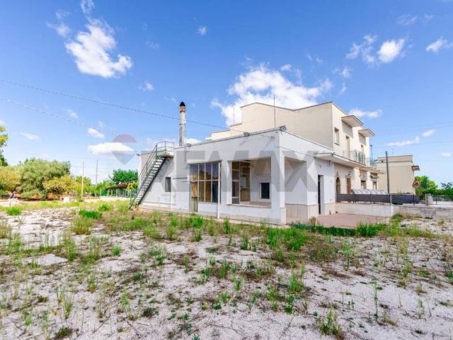 Villa Indipendente in vendita a Puglia, Bari